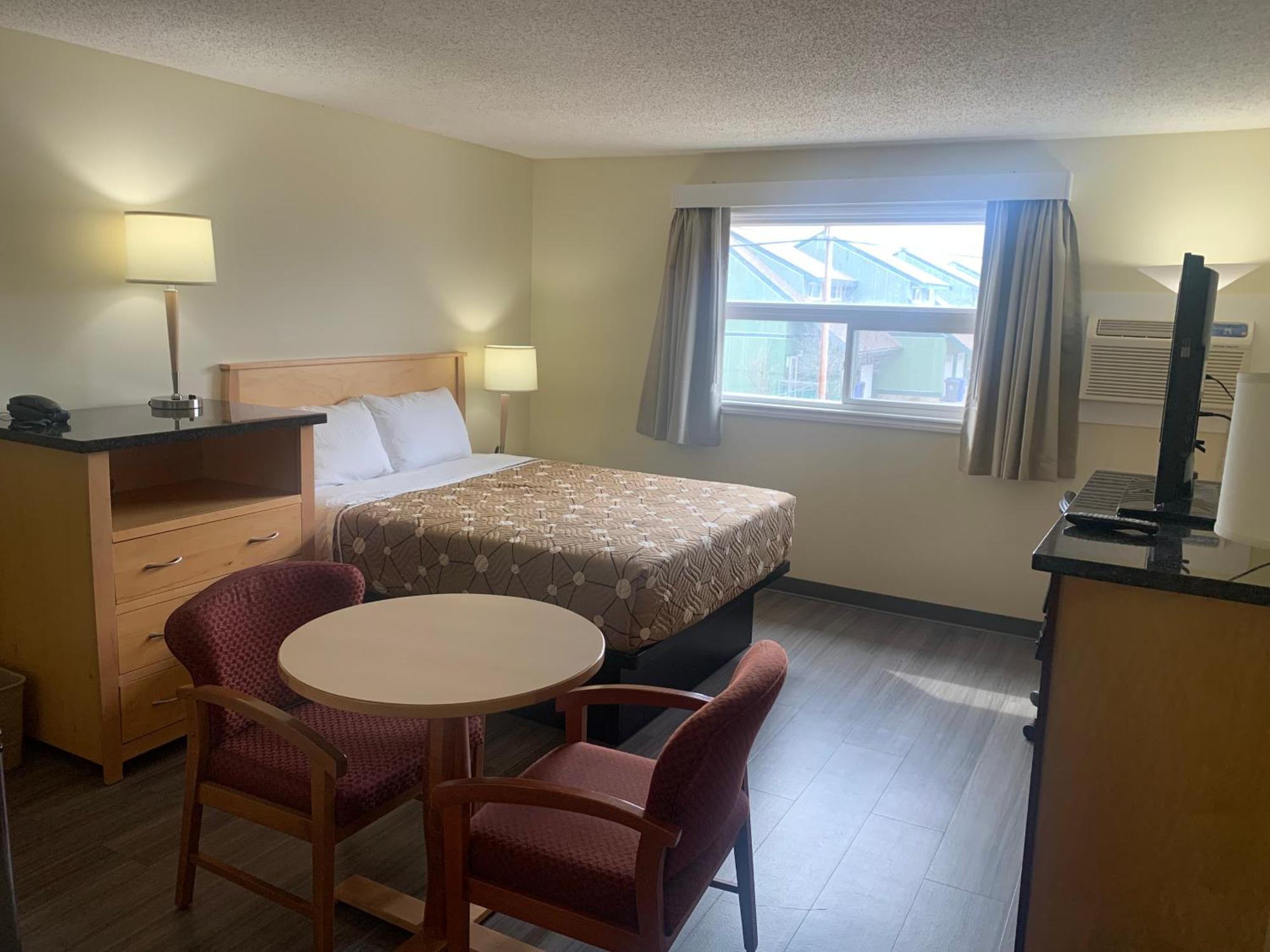 Northern Lights Inn Fort St. John 外观 照片